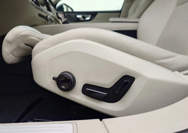 Volvo S60 cena 109900 przebieg: 172522, rok produkcji 2019 z Łęczna małe 631